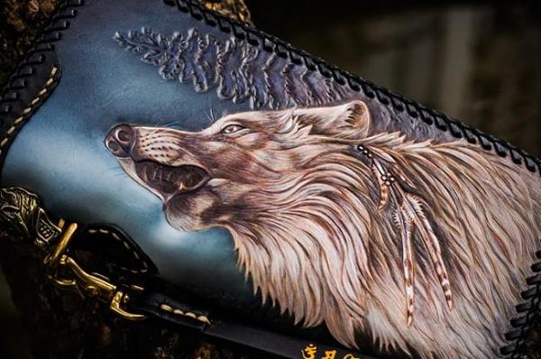 Handmade Leather Tooled Wolf Chain Wallet Mens Biker Wallet Cool Leather Wallet Long Phone Wallets for Men