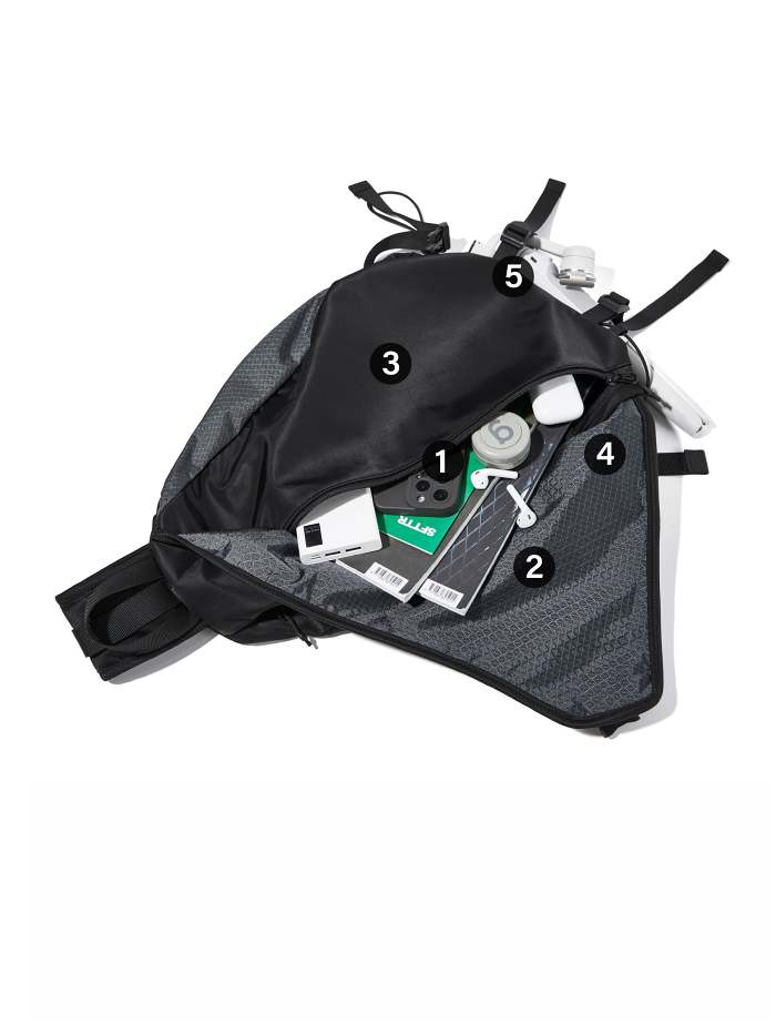 Black Travel Large Sling Bag For Big Men Waterproof Nylon Large Sports Sling Bag For Men