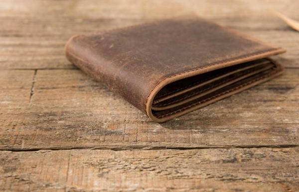 Cool Leather Mens Small Wallet Bifold Vintage Slim billfold Wallet for Men