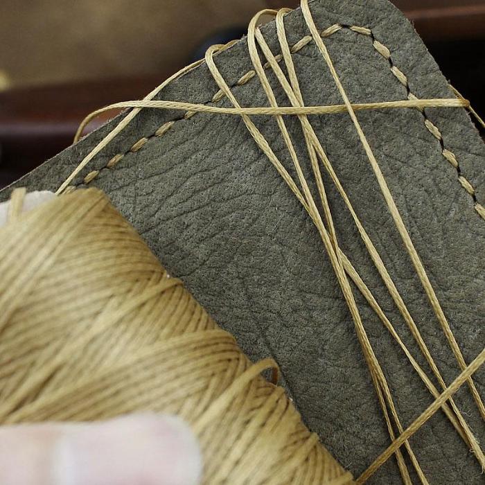 Handmade Leather Mens Cool Slim Leather Wallet Men billfold Wallets Bifold for Men