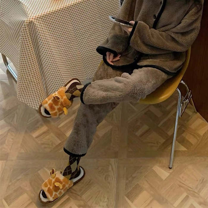 Cute Cozy Fluffy 3D Giraffe Shape Home Slippers