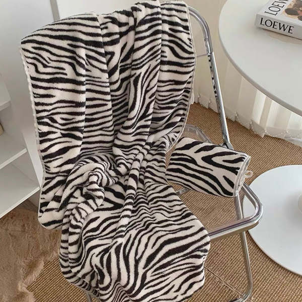 Cute Zebra Pattern Coral Fleece Soft Throw Towel & Blanket Set