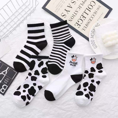 Kawaii Cozy Cow Milk Print Ankle Socks
