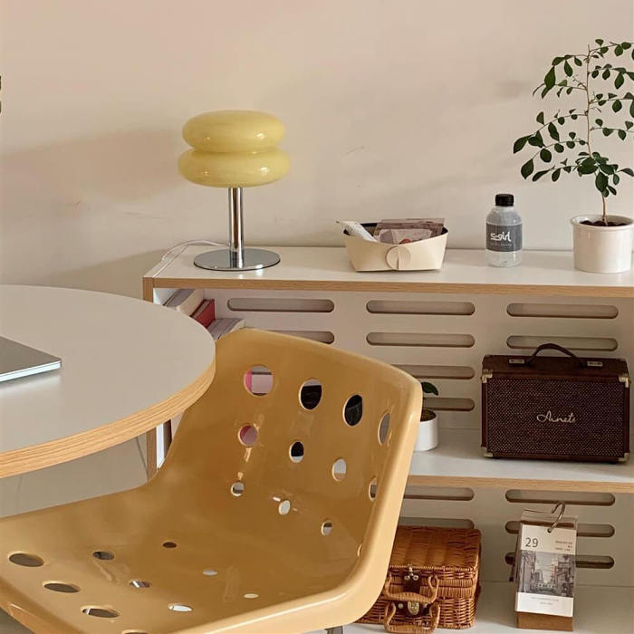 Retro '50s Egg Tart Table Lamp