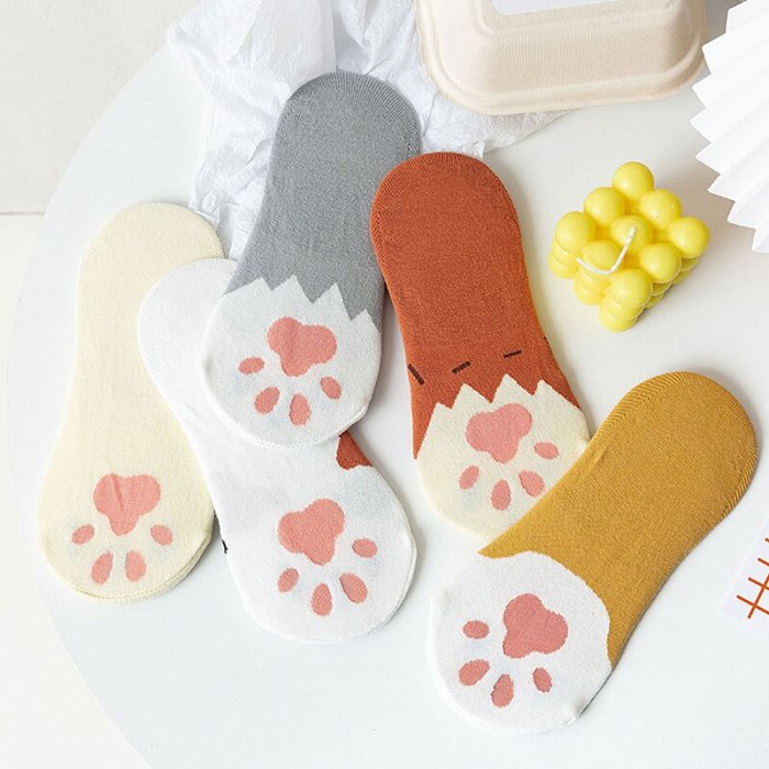 Kawaii Cat & Dog Paw Colourful Summer Ankle Socks