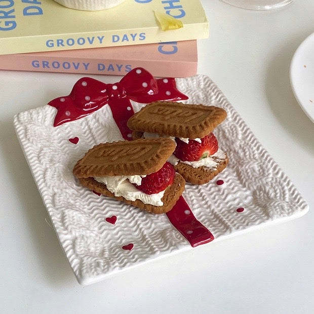 Cute Red Ribboned Gift Shape Ceramic Dessert Plate
