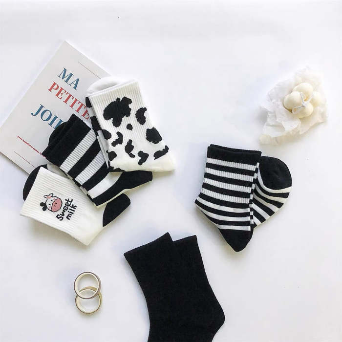 Kawaii Cozy Cow Milk Print Ankle Socks