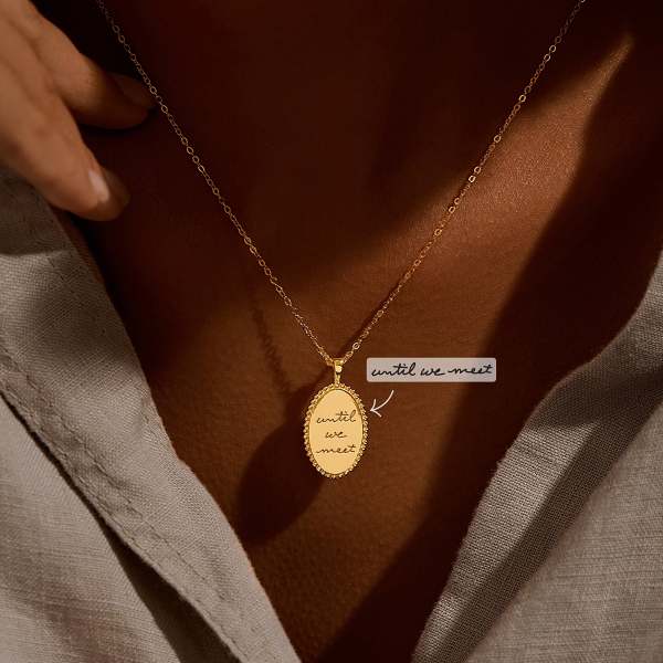 Oval handwriting necklace