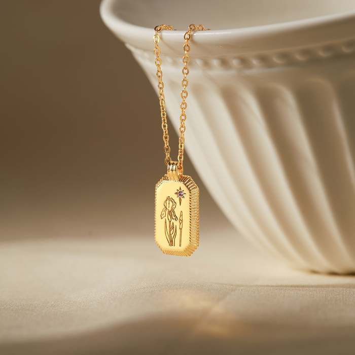 Personalized Birth Flower Necklace With Birthstones