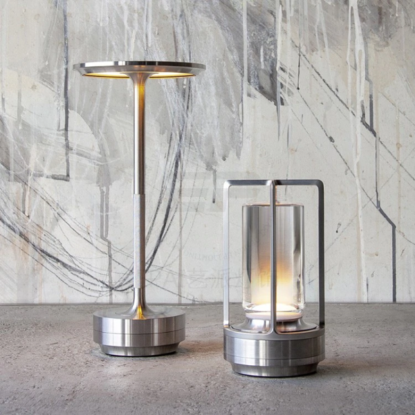 Metallic Cordless Charging Table Lamp