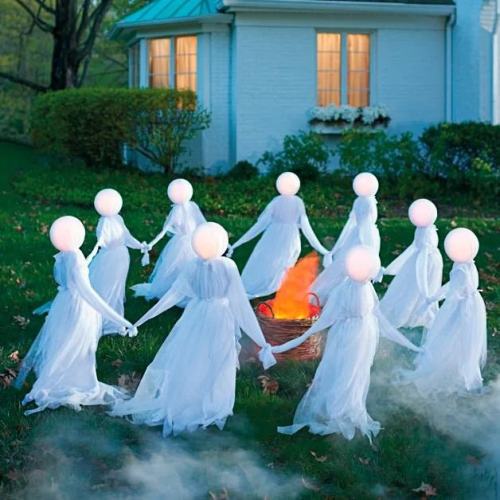Holding Hands Ghost for Halloween Decoration - Creepy Doll Decoration Garden Stakes