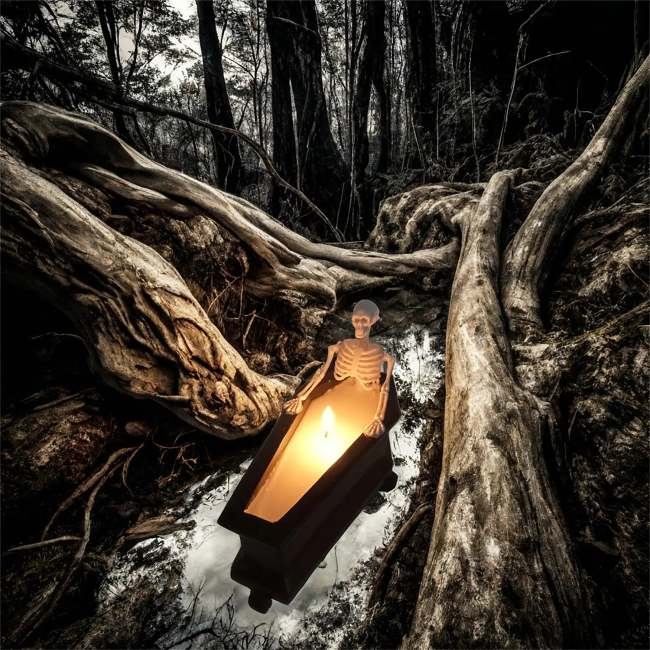 Creative Candles Bubble Bath Skull Skeleton Halloween Decoration Ornaments - Mini Coffin Design for Horror Theme