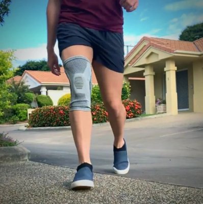 Knee Compression Sleeve - Knee Support Brace Patella Protector for Cycling, Running, Basketball and Football