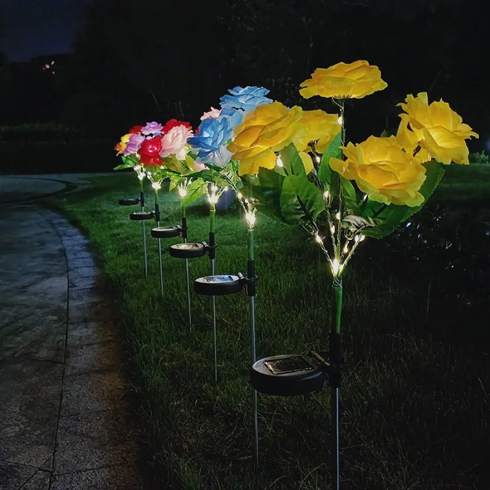 Solar Rose Simulation Garden Light - 7-Head Color Decoration Light for Pathway Patio Garden (1 Bundle)