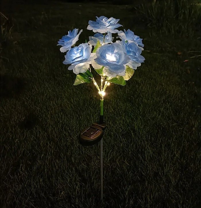 Solar Rose Simulation Garden Light - 7-Head Color Decoration Light for Pathway Patio Garden (1 Bundle)