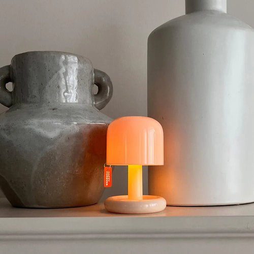 Mini LED Mushroom Table Lamp – USB Rechargeable Sunset Glow for Cozy Bedroom and Hotel Décor