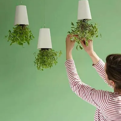 Inverted Planting Pot - 360-Degree Rotation Storage Garden Flower Pots  for Balcony Garden Home Decoration