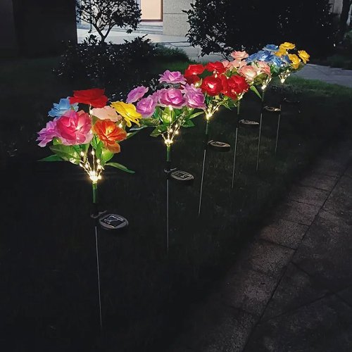 Solar Rose Simulation Garden Light - 7-Head Color Decoration Light for Pathway Patio Garden (1 Bundle)