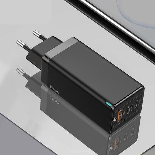 Fast Charging Port - 3-in-1  Port for USB with QC 4.0 3.0