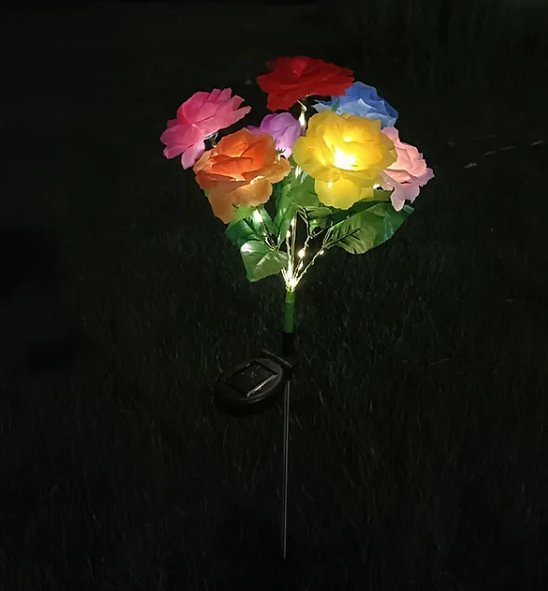 Solar Rose Simulation Garden Light - 7-Head Color Decoration Light for Pathway Patio Garden (1 Bundle)
