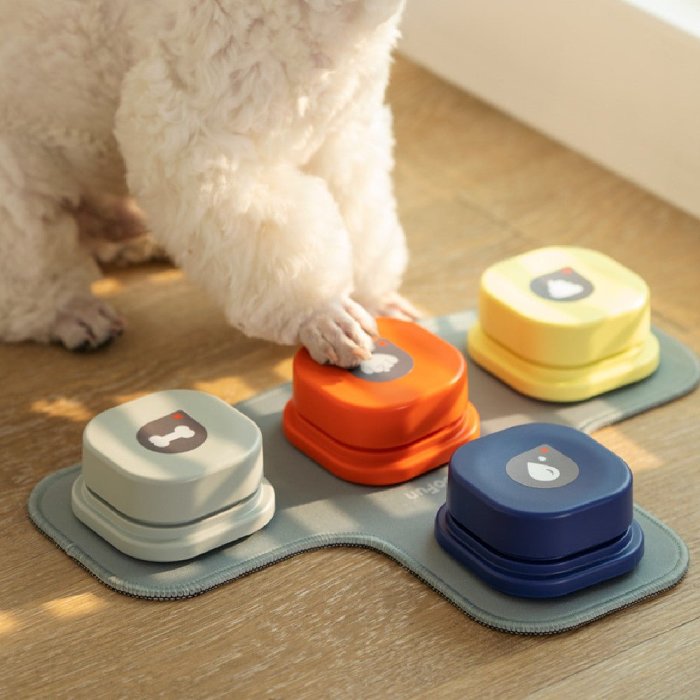 Pet Communication Toy - Dogs Cats Vocal Training Interactive Bell Ringer With Pad and Sticker 4 Colors