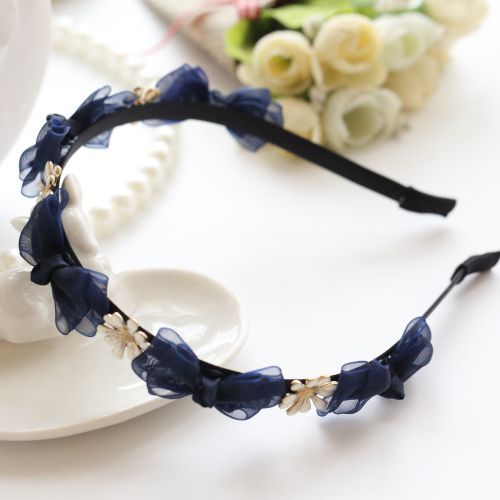 Lace headband