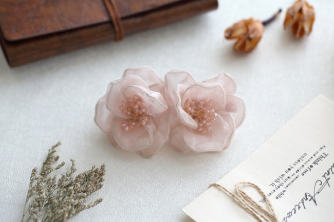 Camellias silk bow hair clip