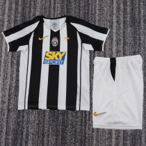 2004-2005 Juventus Home Kids Retro Soccer Jersey+Shorts