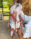 One Shoulder White Feather Print Casual Dress