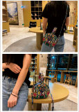 Fashion Round Snakeskin Print Handbag for Women