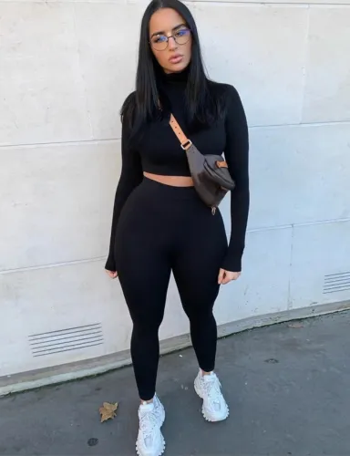 Black Long Sleeves Crop Top and Pants Set