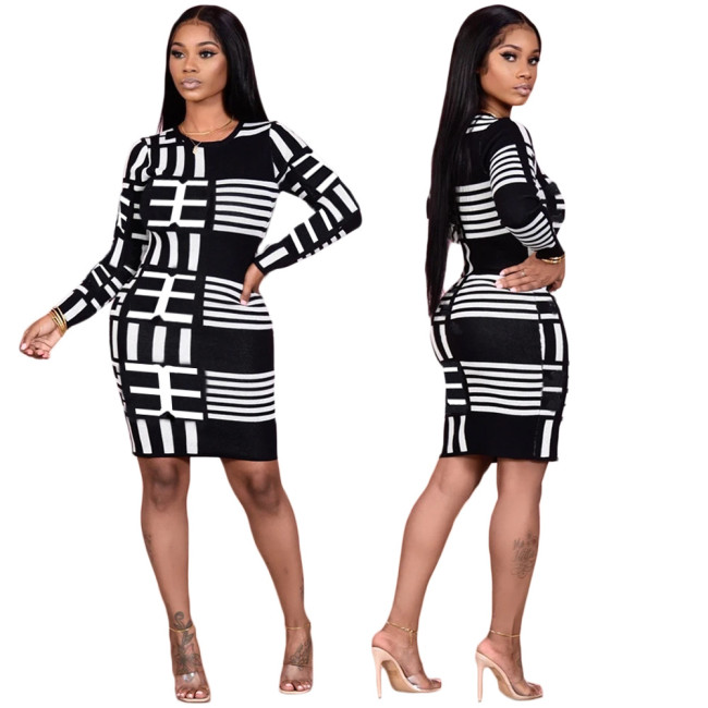 Black & White Print Long Sleeve Bodycon Dress