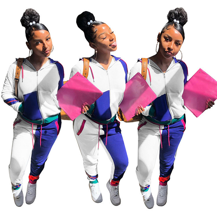 tracksuit with zip pockets