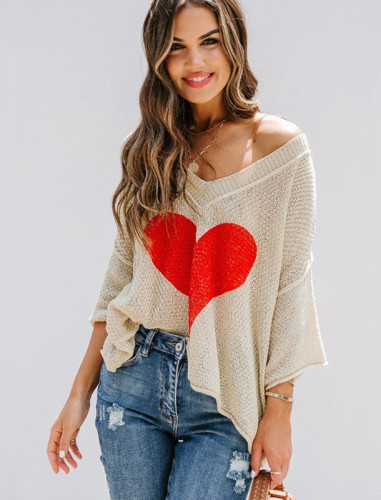 V-Neck Bat Sleeve Heart Print Loose Pullover Sweater
