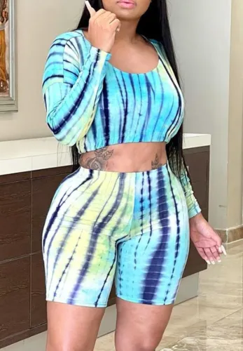 Ombre Tie Dye Long Sleeve Crop Top and Biker Shorts Outfits