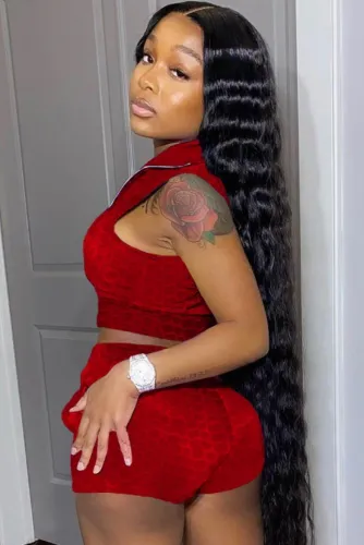 Red Textured Sleeveless Crop Top and Shorts Sports Suit