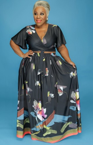 Plus Size Black Floral Short Sleeve Crop Top and Long Skirt Set