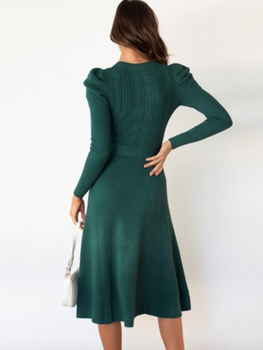 Green Knit Long Sleeves O-Neck Dress with Belt