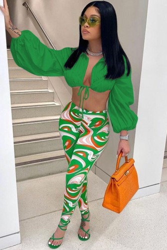 Green Puff Sleeve Crop Top and Print Tight Leggings Two Piece Set