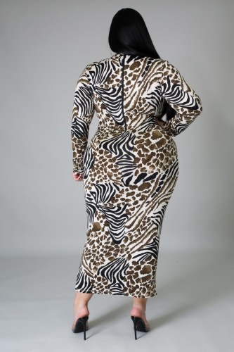 Plus Size Leopard Print Round Neck Fitted Long Dress