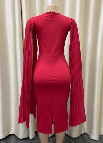 Plus Size Red Pleated Long Sleeve O-Neck Bodycon Dress