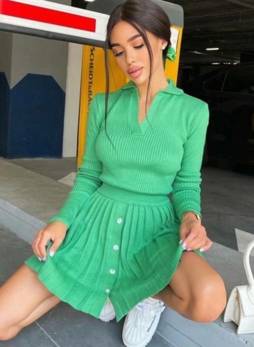 Green Ribbed Long Sleeves Crop Top and Pleated Skirt 2PCS Set