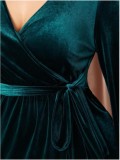 Plus Size Green Velvet V-Neck Long Sleeves Midi Tunic Dress