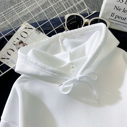 Warm Winter Print Hooded Sweatshirt with Front Pocket