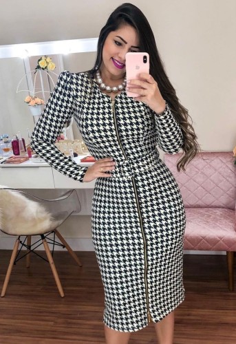 Houndstooth Print Long Sleeves O-Neck Midi Dress with Belt