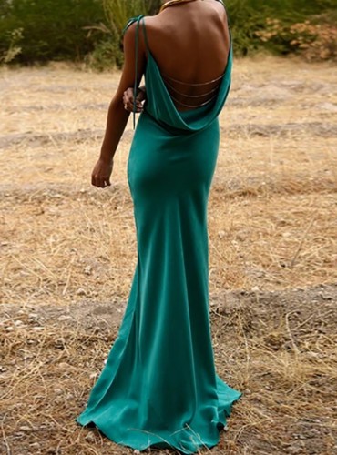 Green Cami Dripped Collar Backless Maxi Dress