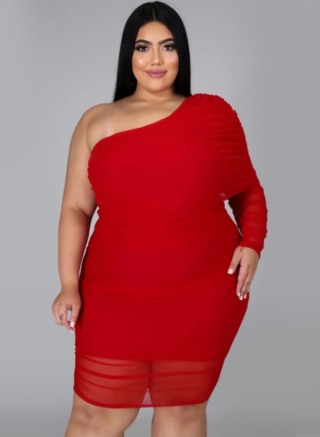 Plus Size Red One Shoulder Single Sleeve Skinny Mini Dress