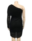 Plus Size Black One Shoulder Single Sleeve Skinny Mini Dress