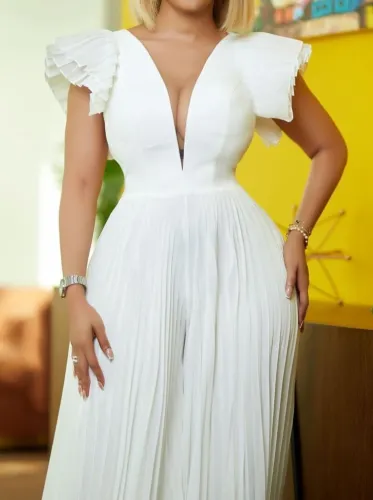 Elegant White Deep-V Short Sleeves Maxi Pleated Dress
