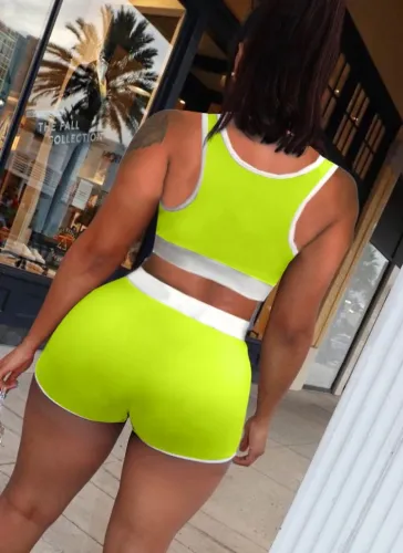 Yellow U-Neck Sleeveless Print Crop Tank Plus Size Short 2PCS Set